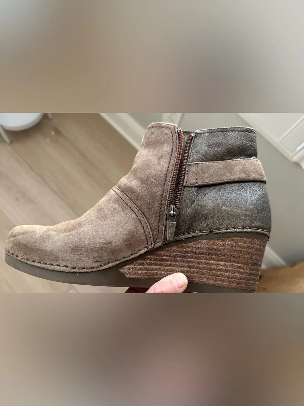 Dansko 41 Women’s brown leather/metallic side buckle ankle boots heeled 10.5/11